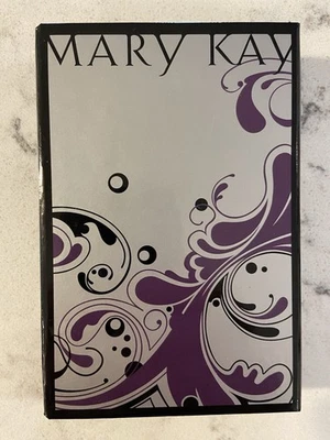 MARY KAY FRAGANCIA SIMPLEMENTE CHIC ~ JUEGO DE 4 PIEZAS BRILLO LABIAL DUO Y PERFUME ROLLERBALL Foto 1 de 2