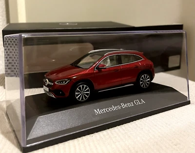 Modellino Spark Mercedes GLA 1/43 - Auto Mercedes-Benz Nuova In Scatola - Immagine 1 di 4