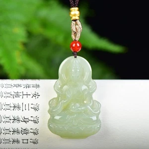 Collana con ciondolo Guanyin squisita intagliata a mano giada Hetian naturale certificata 1648 - Foto 1 di 6