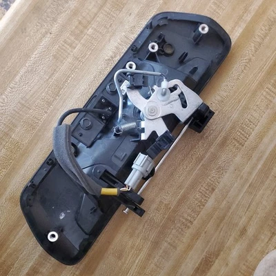 Puerta trasera Nissan Frontier 2022-2025 puerta levadiza manija exterior OEM Foto 1 de 4