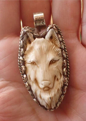 Colgante perro lobo en plata tibetana Foto 1 de 3