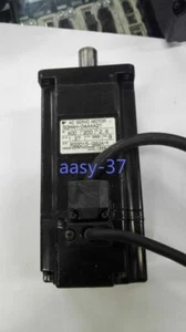 SERVOMOTOR YASKAWA SGMAH-04AAA21 ENVÍO RÁPIDO GRATUITO Reacondicionado/ - Imagen 1 de 1