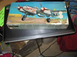 MIB P-38 J/L oder F Lockheed Lightning von Hasegawa im Maßstab 1/72 - Bild 1 von 2