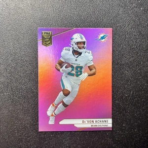 2024 Donruss Elite Football De’Von Achane #19 Pink Foil - Picture 1 of 2