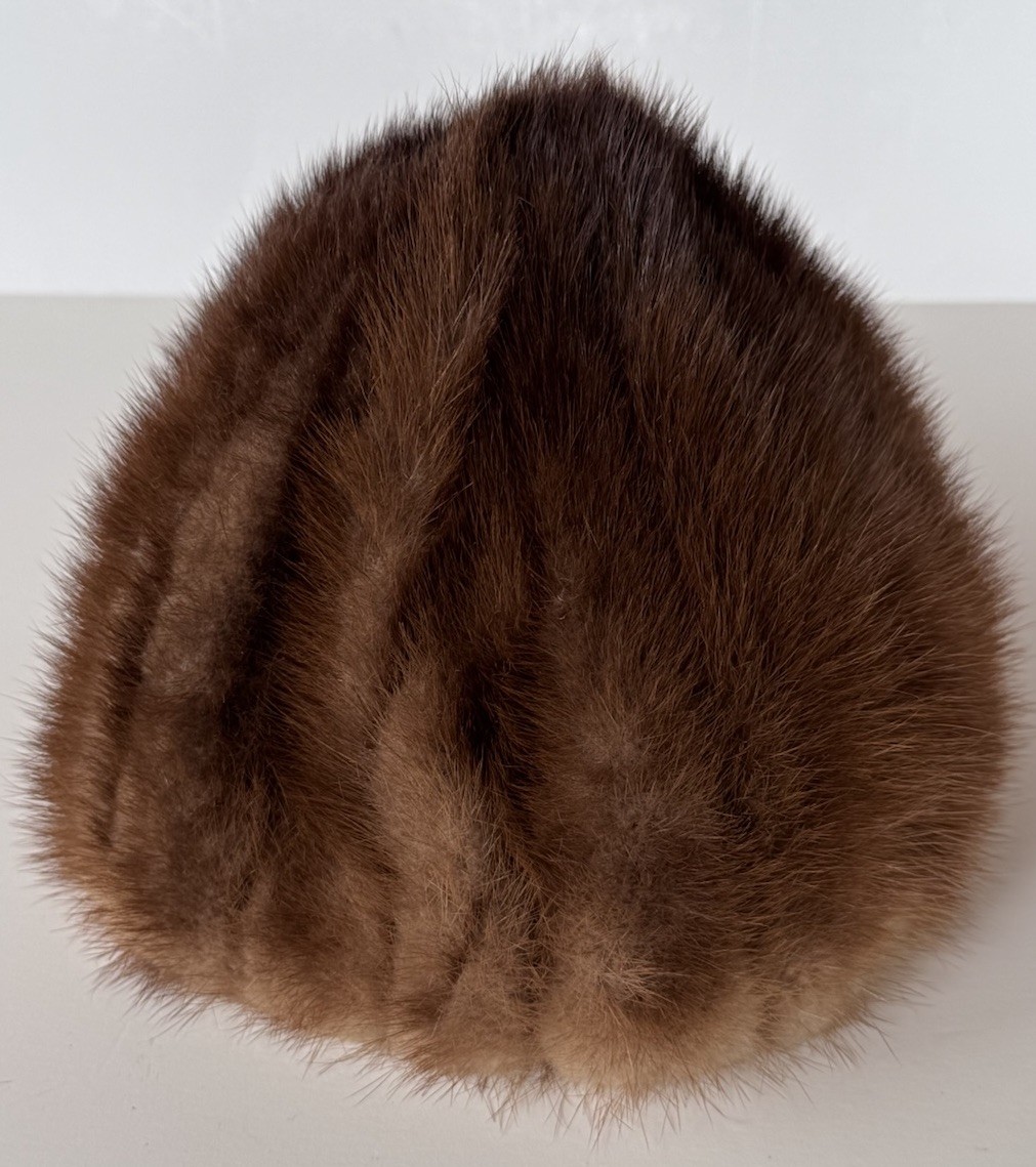 Vintage Gwen Pennington Brown Mink Fur Women display picture 3