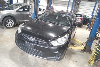 2012 Hyundai Accent Manual Transmission OEM 139K Miles - LKQ364892665 - Image 1 of 3