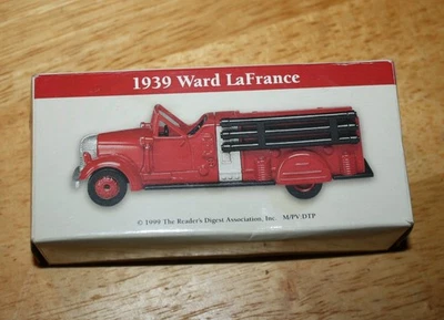 1939 Ward LaFrance Diecast Fire Truck 1999 Readers Digest High Speed No. HF430 - Image 1 of 4