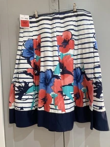 PER UNA M&S LADIES LINED SKIRT PLEATED SIZE 16 BNWT white multi floral (M21/8) - Picture 1 of 5