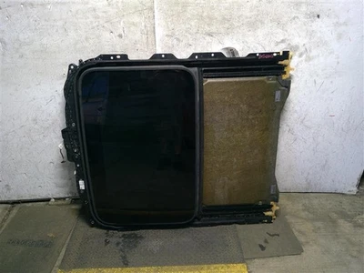 SUNROOF ASSEMBLY Audi A4 2017 17 2018 18 2019 19 2020 20 1348741 Foto 1 de 4