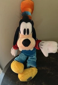 Vintage Goofy Walt Disney 100 Years of Magic Bean Bag Plush Orange Hat NWT - Picture 1 of 7