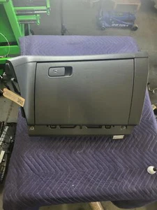 Glove Box 2020 Volkswagen Passat 2021 2022 - Picture 1 of 5