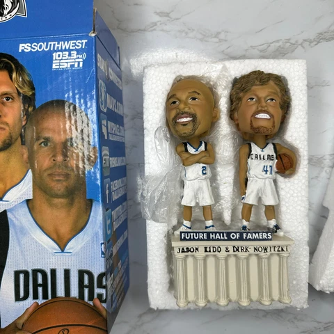 DALLAS MAVERICKS 2011 DIRK Nowitzki & JASON Kidd SGA Bobblehead Cover