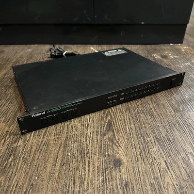 Roland A-880 Midi Patch Bay 8IN 8OUT Vintage Rack Unit aus Japan Kostenloser Versand JPN JP - Bild 1 von 4