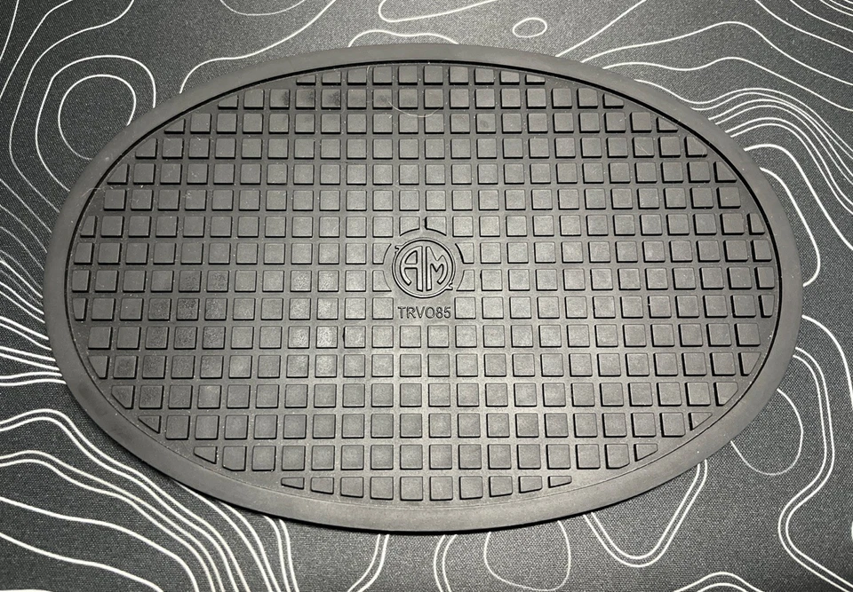 American Metalcraft Trivet Silicone Oval Black 8.75" x 5.87" Black TRVO85 - Image 1 of 2