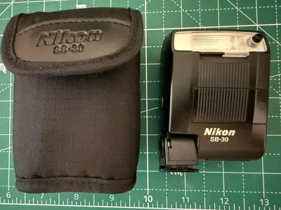 Nikon Speedlight SB-30 Shoe Mount Flash for  Nikon - FULLY TESTED - Image 1 of 4