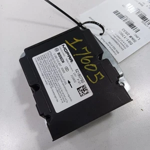 Impact Crash Bag Control Module Fits 21-23 Jeep Renegade - Picture 1 of 5