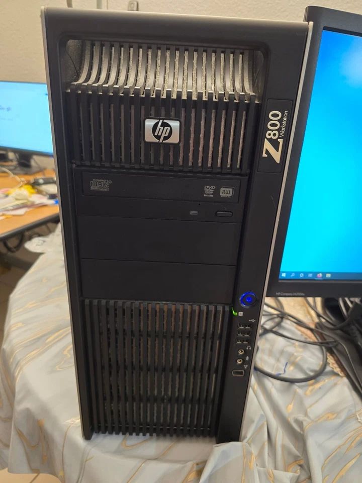 PC WORKSTATION HP Z800 +2 Ecrans - Photo 1/4