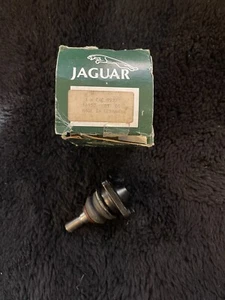 Jaguar E-Type XKE 420 420G XJ6 XJS 1961-87 Front Lower Ball Joint CAC9937 OEM - Picture 1 of 3