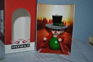 NEU STEINBACH Erzgebirge Holz Ornament PILGER 3,5" rote Box - Bild 1 von 1