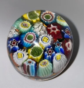 "Pisapapeles hecho a mano de vidrio millefiori multicolor, 2"" x 1,75""" - Imagen 1 de 10