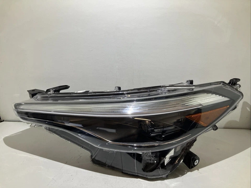 Faro LED completo izquierdo conductor Toyota Corolla Cross XLE 2022 2023 2024 OEM 1682 Foto 1 de 4