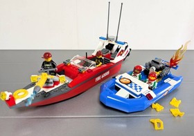 LEGO City 60005 Fire Boat Minifig City
