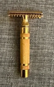 Vintage Gold Tone Gillette Double Edge Razor Pat# 17567 Made In USA * Damaged * - Picture 1 of 5