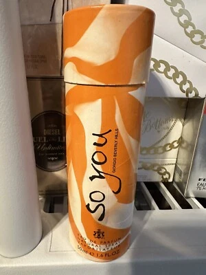 So You By Giorgio Beverly Hills 1,6 fl. oz eau de parfum spray para mujer Foto 1 de 2