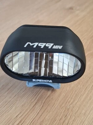 Lámpara Delantera Retro Parts Supernova M99 Mini Pure 25 E-Bike - Modelo: S9802B4 Foto 1 de 4