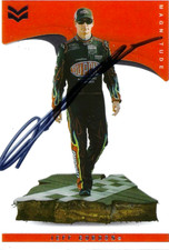 JEFF GORDON - AUTOGRAPHED - 2022 PANINI MAGNITUDE - CARD #28    [Y-43 ]