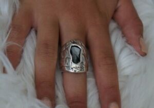 NEW UNO de 50 UNISEX Grey Crystal Thick Band CONFESSIONS Ring 6 7 8 S M L XL