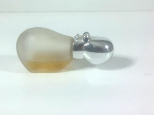 Estatuilla decantadora Avon Baby Hippo Sweet Honesty Colonia biberón 1 fl. oz. Vintage - Imagen 1 de 7