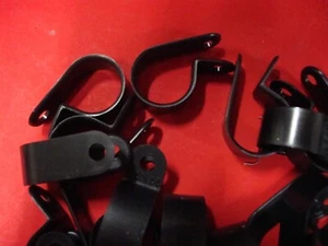 HH Smith 8945 7/16" cable clamp black nylon (qty. 25) - Picture 1 of 3