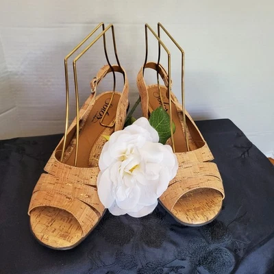 Solos By Soft Spots Cork Peep Toe Slingback Pumps Gold Flecks, Size 7 - Image 1 of 4