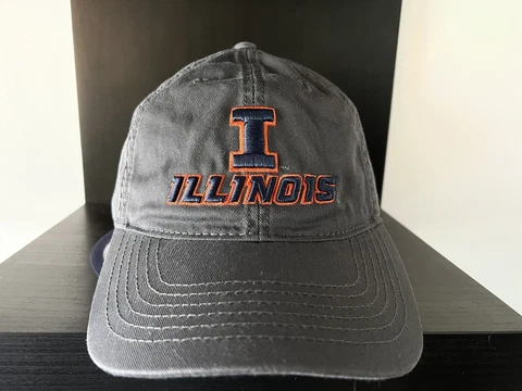 FIGHTING ILLINI • Adjustable Hat • OSFM w Large I Cover