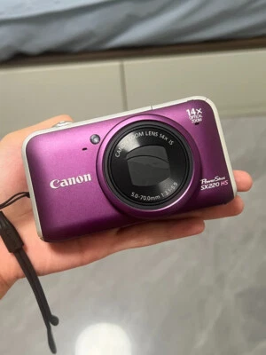 Canon PowerShot SX220 HS Digital Camera 14x Optical Zoom Blink Detection Purple - Image 1 of 3