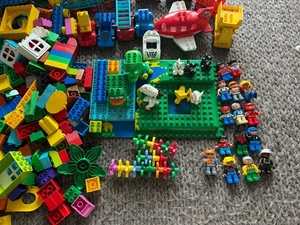 Mixed Bundle of LEGO Duplo Specialty Construction Vehicles Bricks Minifigures - Picture 1 of 11