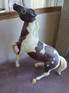 Retired Breyer Horse #756 Gawani Pony Boy’s Kola Bay Pinto Semi-Rearing Mustang - Picture 1 of 9