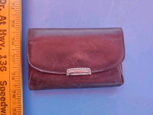 Vintage Fossil Trifold Genuine Soft Leather Wallet Brown Snap Credit Bills - Picture 1 of 10