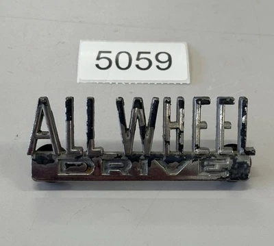 International Scout "All Wheel Drive" Fender Badge Emblem 184338-R1 Foto 1 de 4