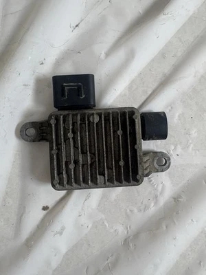 2016-2018 KIA OPTIMA COOLING FAN CONTROL MODULE OEM Foto 1 de 4