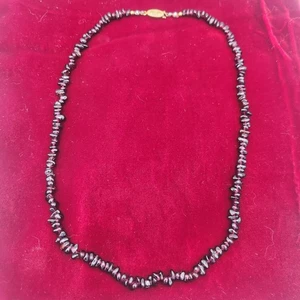 Garnet Polished Chip Necklace 20” Goldtone Lobdster Clasp Deep Red - Picture 1 of 7