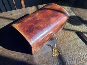 Pretty Leather Jewellery Casket; Faded Gold Leaf Embossed, Lock And Key - Picture 1 of 5