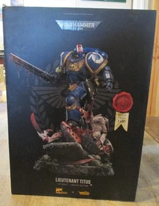 Statua Warhammer 40k WETA 2024 come nuova "Tenente Tito" scala 1/6 limitata di 1300 - Foto 1 di 4