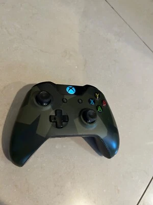 Xbox One Controller Model 1697: Dark Green Camouflage - Fully Tested and Works  - Image 1 of 4