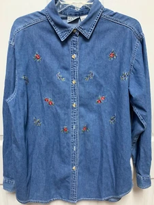 Basic Editions denim shirt size M long sleeve Embroidered Flowers - Foto 1 di 7