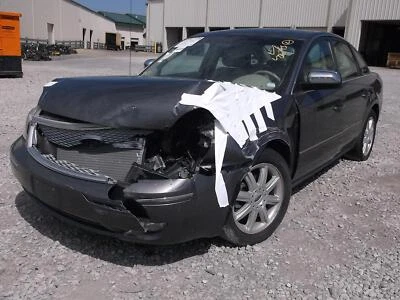 Used Washer Fluid Reservoir fits: 2005 Ford Five hundred includes pump Grade A - Image 1 of 4