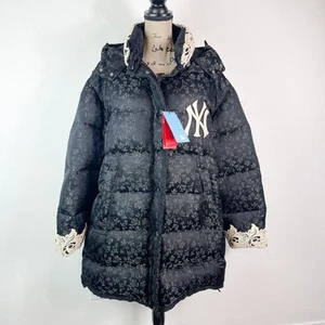 GUCCI NWT Women's NY Yankees Jacquard Lace Trim Long Puffer Coat Black Size L - Picture 1 of 19