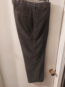 Haggar 2 Pair Mens Olive And Brown Corduroy Pants Size 34x29 - Picture 1 of 10