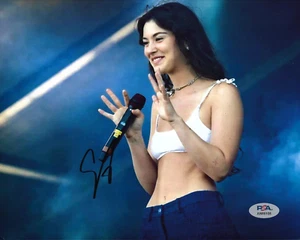 Gracie Abrams Minor Singer Writer signiert Auto 8x10 Foto PSA/DNA COA #1 - Bild 1 von 1